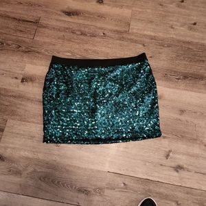 Torrid sequin skirt size 4
